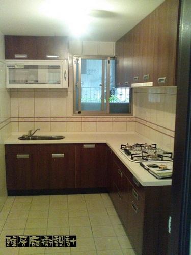 i~pó]pj pj-Lp+O+Hyi