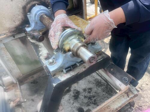 ��������