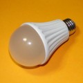 8W LED燈泡